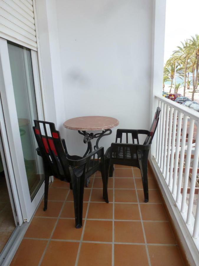 Hostal Cortes Garrucha Exterior foto