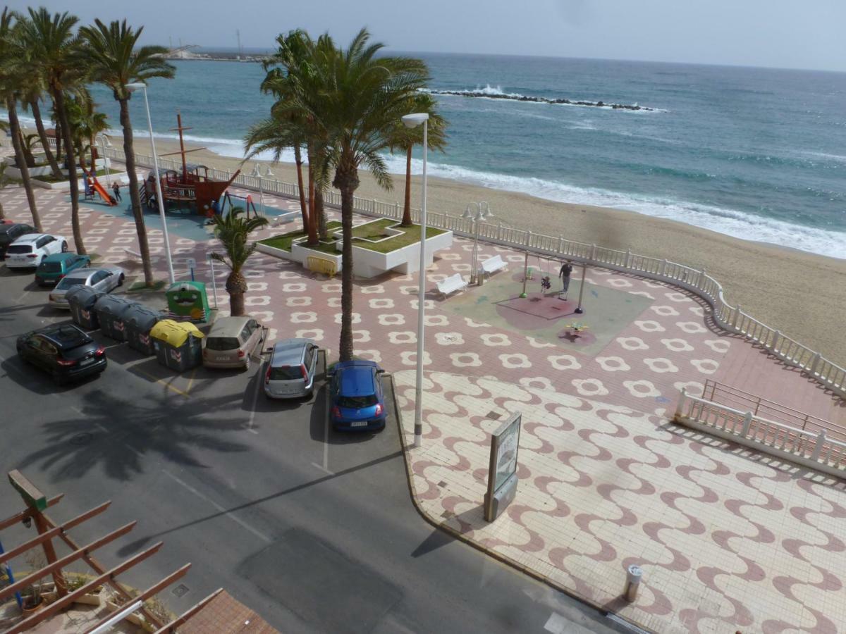 Hostal Cortes Garrucha Exterior foto